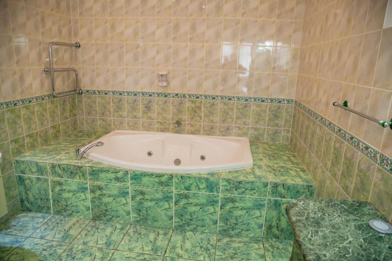 טשקנט Ridon Lux Hotel מראה חיצוני תמונה