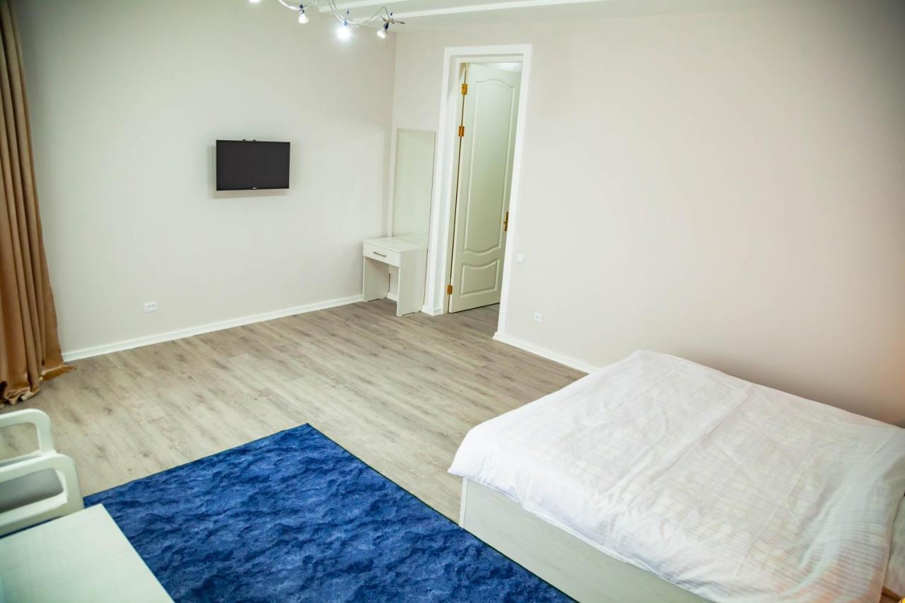 טשקנט Ridon Lux Hotel מראה חיצוני תמונה