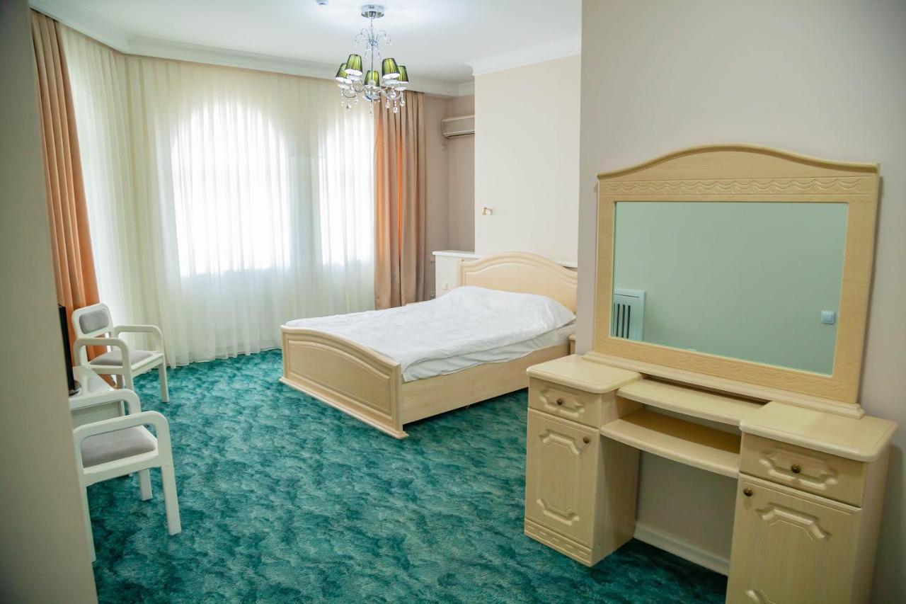 טשקנט Ridon Lux Hotel מראה חיצוני תמונה